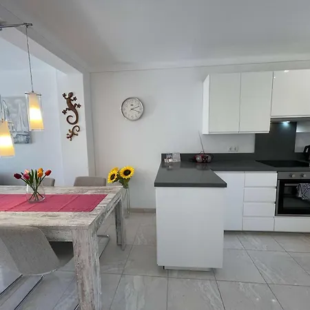 Hébergement de vacances Shr005 Casa Mil Flores En Con Terraza Nerja