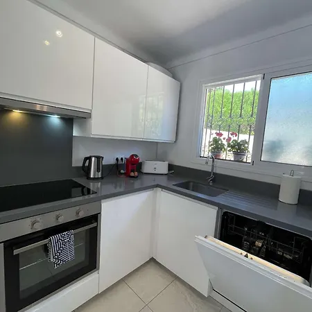Hébergement de vacances Shr005 Casa Mil Flores En Con Terraza Nerja